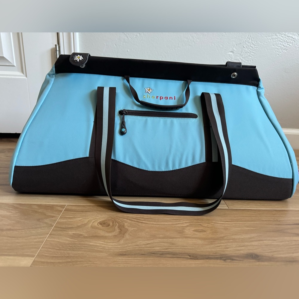 Sherpani blue travel, gym, yoga bag with additional small bag 0586DY-8
